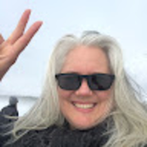 Meet your Posher, Eileen - Picture 1 of 1